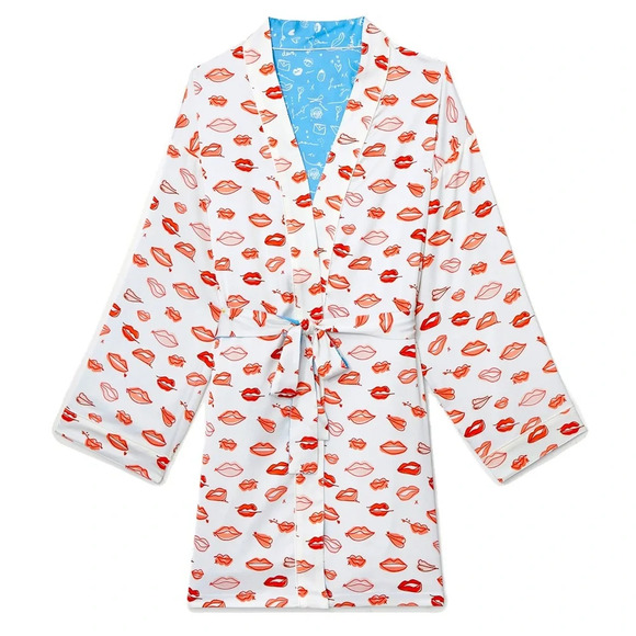 Cravings by Chrissy Teigen Kiss Reversable Robe -kiss - Picture 2 of 4